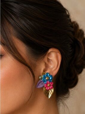1980's Vintage-Inspired Floral Clip On Earrings